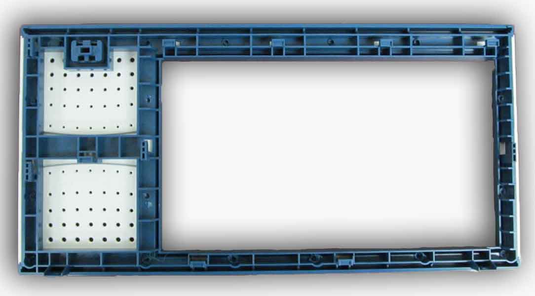 Ultrasonic welding: Parts welded and excess material milled off